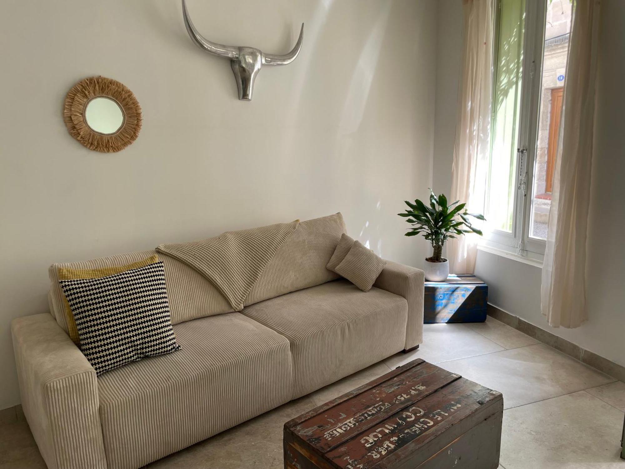 Appartement Charmante Maison De Avec Cour Exterieure *